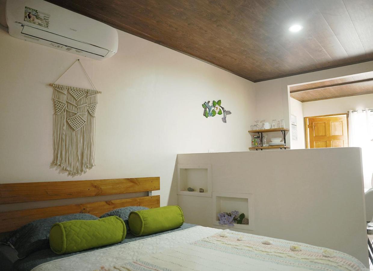 Apartamentos Y Studios Brisas Del Mar Santa Teresa Playa Santa Teresa  Esterno foto