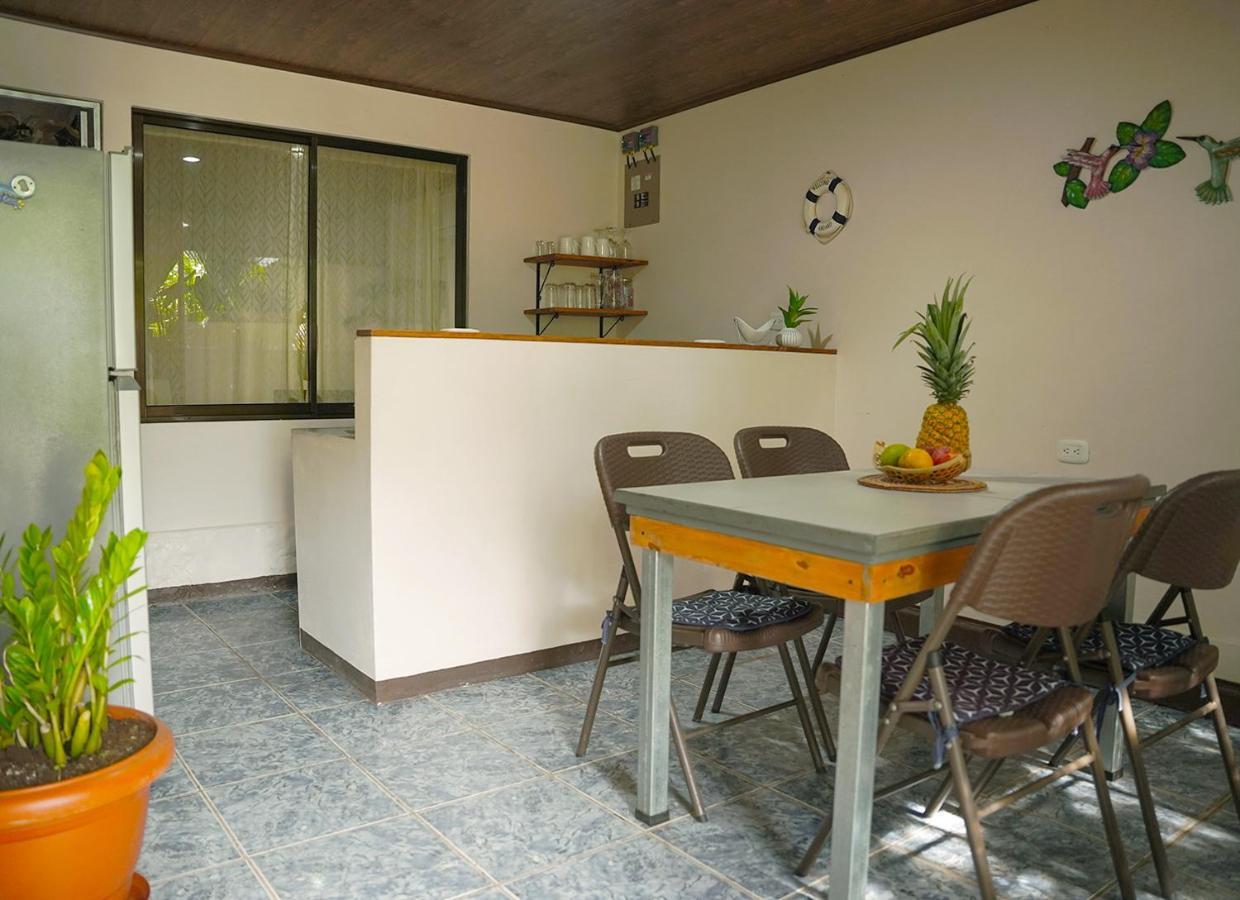 Apartamentos Y Studios Brisas Del Mar Santa Teresa Playa Santa Teresa  Esterno foto